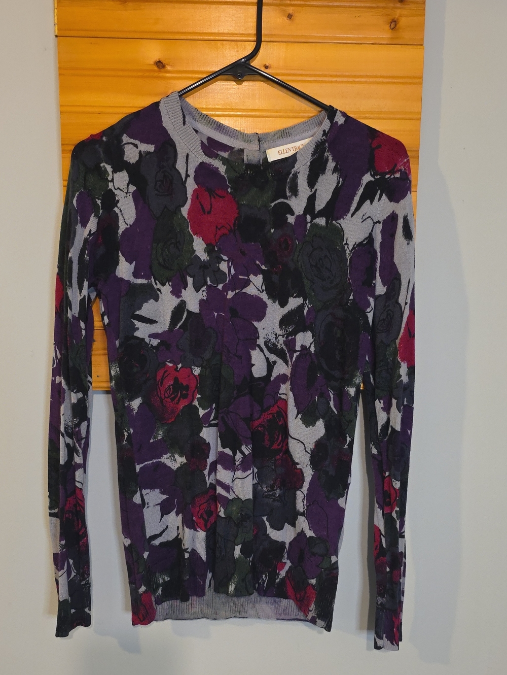 Ellen Tracy 100% Merino Wool Floral Sweater Purple Magenta Gray Medium EUC